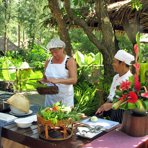 culinary journey: thai cuisine at haadson